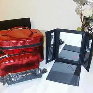 Victoria Secret lot Makeup Cases ( various) mirror